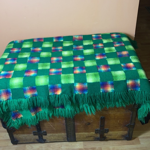 Vintage handmade large throw blanket - Picture 5 of 6